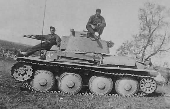 Panzer-38t-tank-12.jpg~original