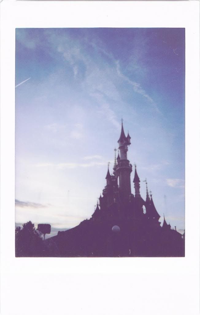  photo Disney-instax-01-2.jpg