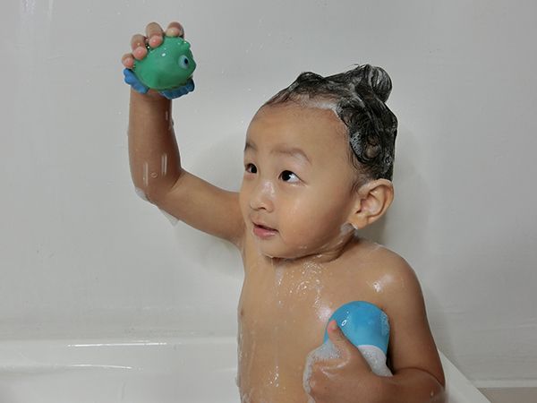 Cetaphil baby ultra moisturising bath photo 4_zpsbd4rq3o7.jpg