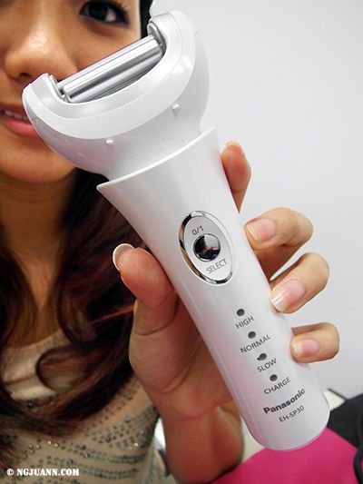 Panasonic Facial Roller (EH-SP30) photo 5_zpscf841bf2.jpg