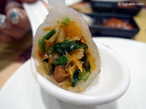 Tim Ho Wan Michelin Star Dim Sum Restaurant in Singapore photo dumplingtimhowan_zpsb6e3d7c0.jpg