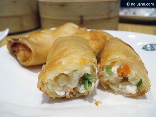 Tim Ho Wan Michelin Star Dim Sum Restaurant in Singapore photo springrollwitheggwhite_zpsfcc55fa4.jpg