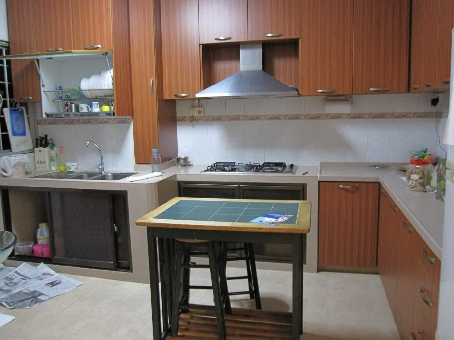 Kitchen2.jpg