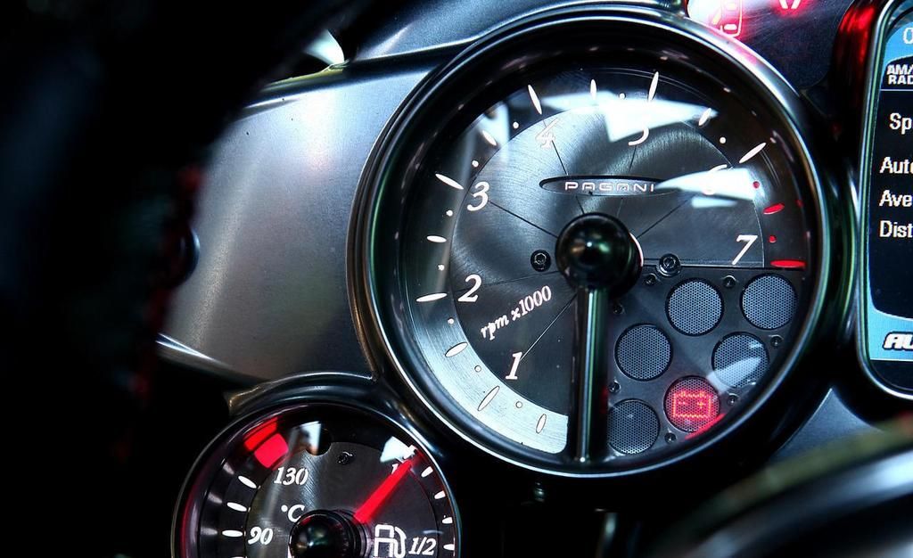 2013-pagani-huayra-tachometer-photo-4796